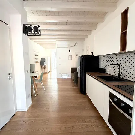 Nordic Nest Navigli, Bocconi And Olympic Village * Milán